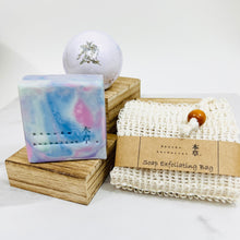 Load image into Gallery viewer, SOAP OF THE MONTH BOX