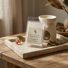Load image into Gallery viewer, PEACH MAGNOLIA WAX MELT
