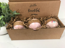 Load image into Gallery viewer, HOLIDAY BATH BOMBS SET
